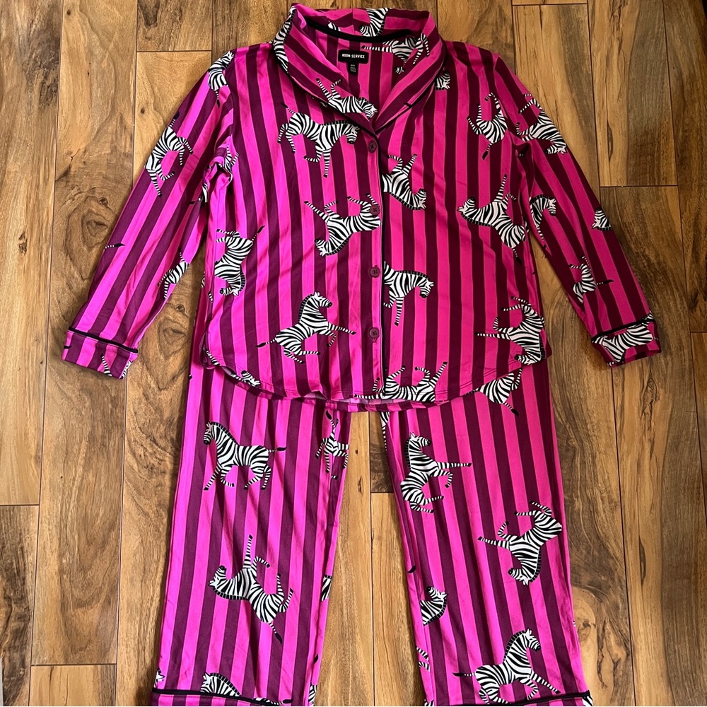 Room Service Zebra Pajama Set
